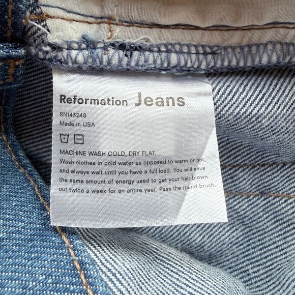 NWT Reformation Cynthia Button Fly High Rise Straight Jeans in Zenia Medium Blue - Picture 11 of 13